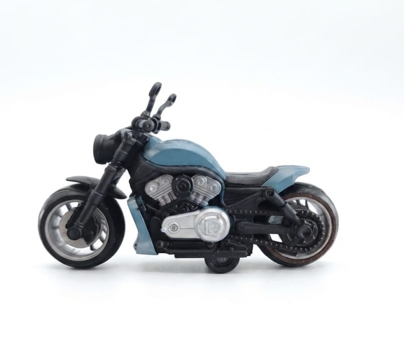 Kids Toy Bike | Friction Powered Toy Motorcycle for Kids | Mini Racing Bike Toy for Boys & Girls | Durable Plastic Motorbike Toy (Pack of 1) Random Color